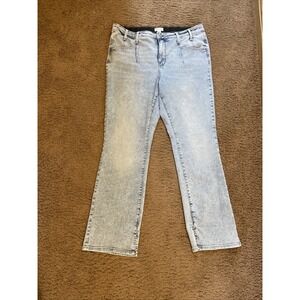 Everflex By MauriceJeans 20W Reg. Denim Everflex High Rise Slim Boot Light Wash